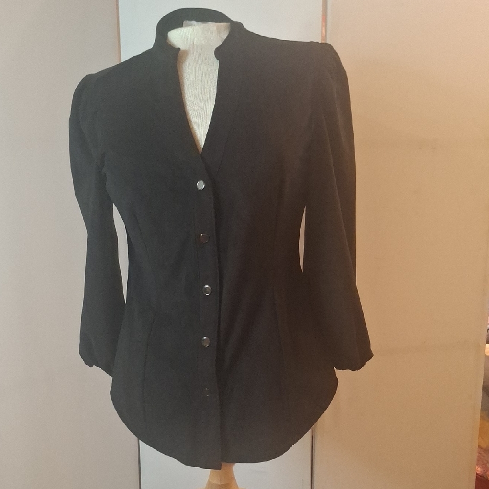 Philosophy Black Tailored Button-Front Blouse